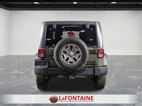 Used 2016 Jeep Wrangler Unlimited Rubicon image 4