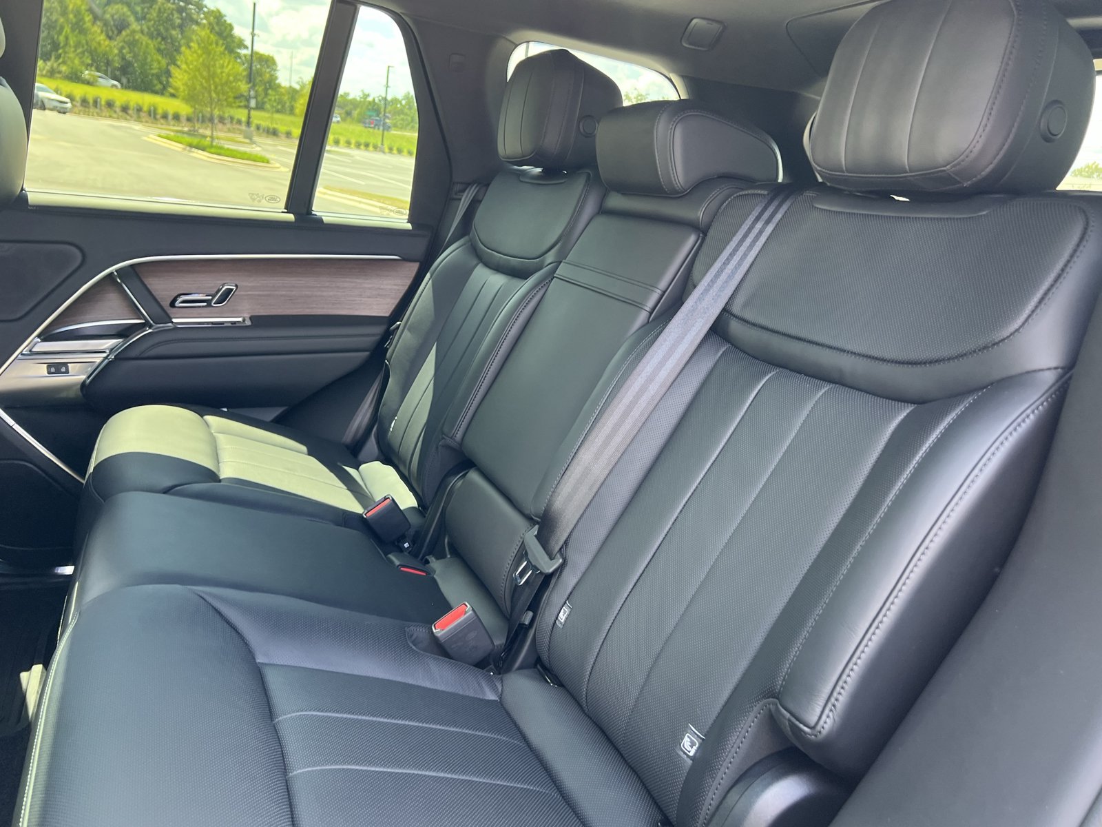 New 2026 Land Rover Range Rover SE AWD/4WD image 5
