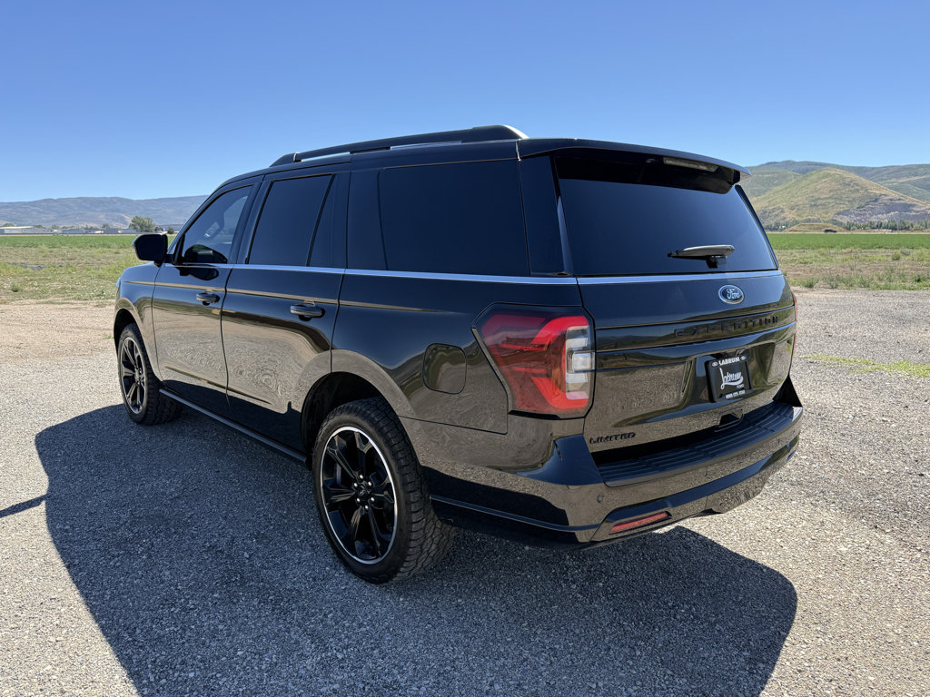Used 2024 Ford Expedition Limited AWD/4WD image 5