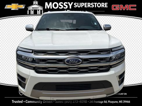 Used 2023 Ford Expedition Max Platinum RWD image 10
