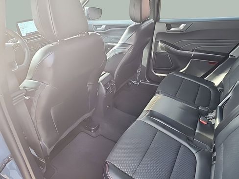 Used 2025 Ford Escape ST-Line Select image 16