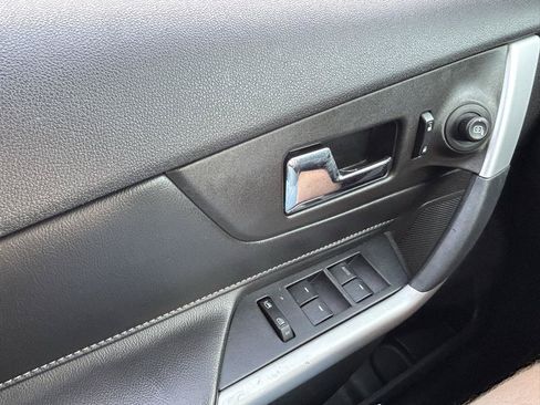Used 2011 Ford Edge SE w/ 101A Rapid Spec Order Code FWD image 25