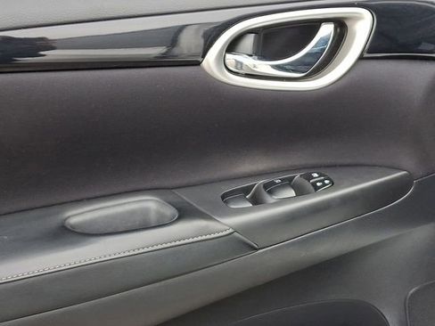 Used 2017 Nissan Sentra SV image 14