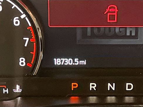 Used 2022 Ford Maverick XLT w/ Equipment Group 300A Standard image 12