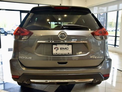 Used 2018 Nissan Rogue SV AWD/4WD image 5