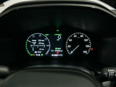 Used 2024 Honda CR-V Sport image 16