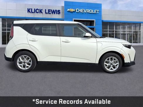 Used 2023 Kia Soul LX w/ Option Group 015 image 8