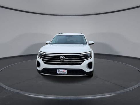 Used 2024 Volkswagen Atlas SE AWD/4WD image 3
