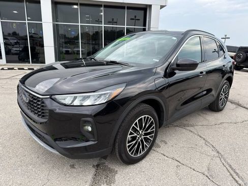 Used 2024 Ford Escape SE FWD image 3