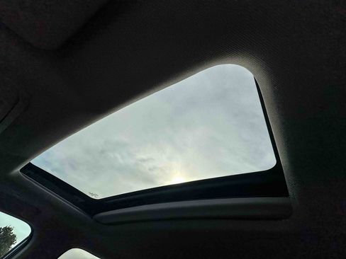 Certified 2024 Honda CR-V EX image 37