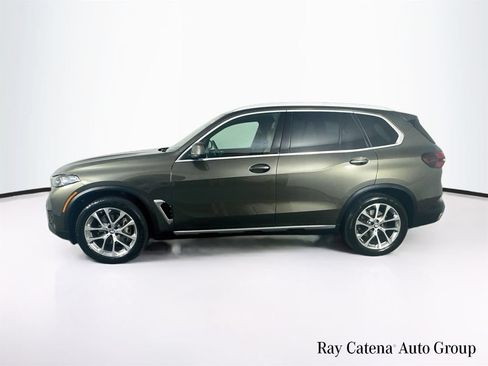 Used 2025 BMW X5 xDrive40i w/ Premium Package AWD/4WD image 4