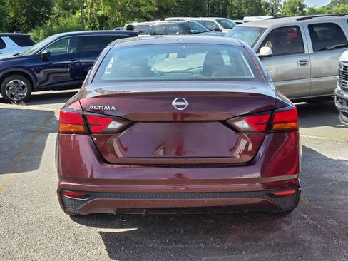 Used 2025 Nissan Altima 2.5 SV FWD image 5