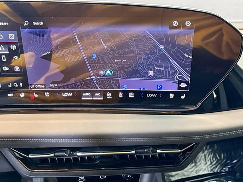 Used 2025 Audi A6 e-tron Premium Plus w/ Premium Plus image 13