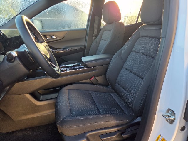 Used 2026 Chevrolet Equinox LT AWD/4WD image 10