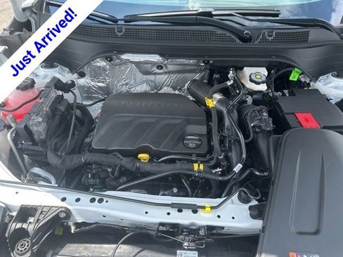 New 2026 Chevrolet Trax LT FWD image 32