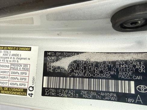 Certified 2017 Toyota Corolla iM FWD image 19