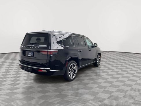 Used 2023 Jeep Wagoneer Series III w/ Premium Group I AWD/4WD image 43