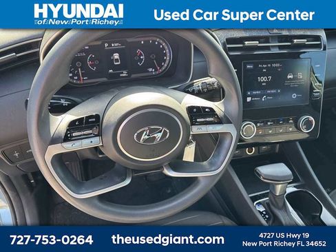 Used 2024 Hyundai Santa Cruz SE image 11