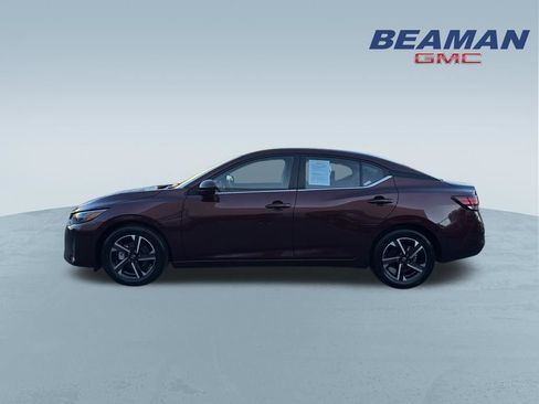 Used 2025 Nissan Sentra SV FWD image 4