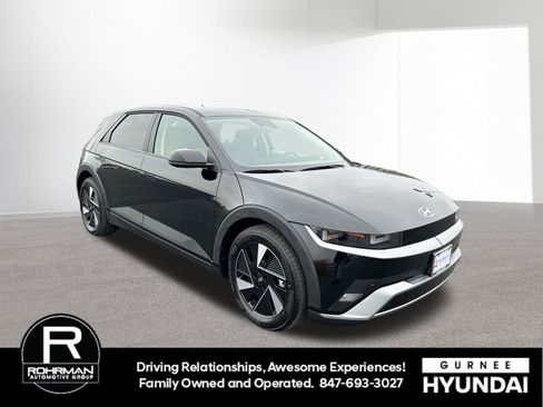 New 2026 Hyundai Ioniq 5 SEL image 2