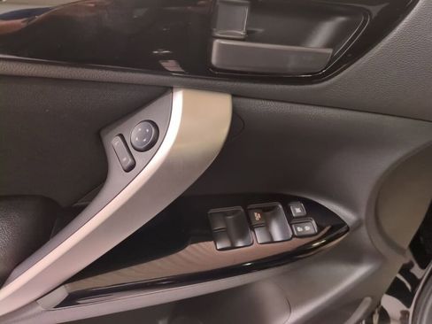 New 2025 Mitsubishi Eclipse Cross LE image 17