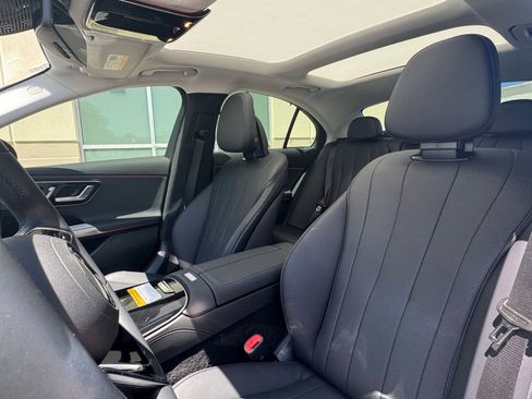 Used 2026 Mercedes-Benz E 350 Sedan image 19