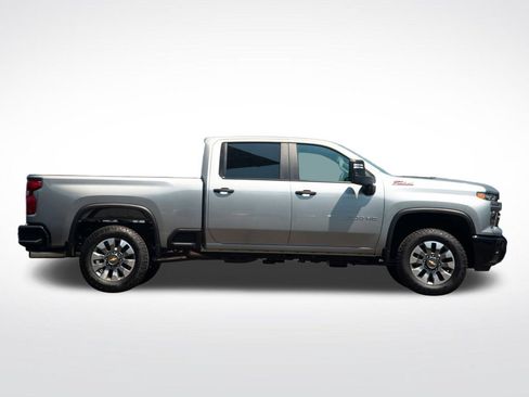 New 2026 Chevrolet Silverado 2500 Custom w/ Custom Value Package AWD/4WD image 5