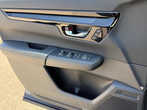 Certified 2026 Honda CR-V Sport Touring image 29