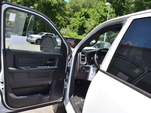 New 2024 RAM 3500 Tradesman w/ Chrome Appearance Group image 13