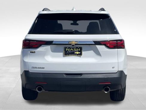 Used 2022 Chevrolet Traverse LT image 4