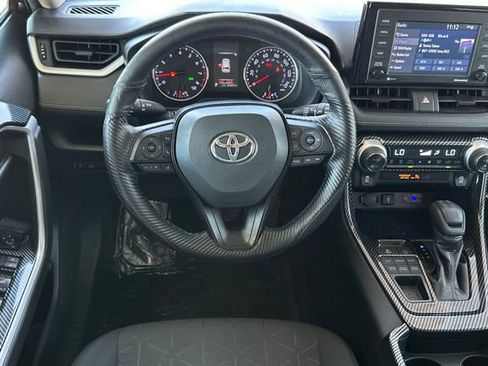 Used 2021 Toyota RAV4 XLE w/ Convenience Package AWD/4WD image 13