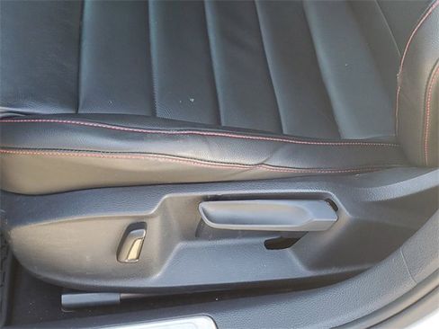 Used 2019 Volkswagen GTI Autobahn image 25