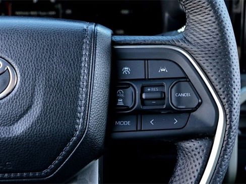 Used 2024 Toyota Tacoma Limited image 13