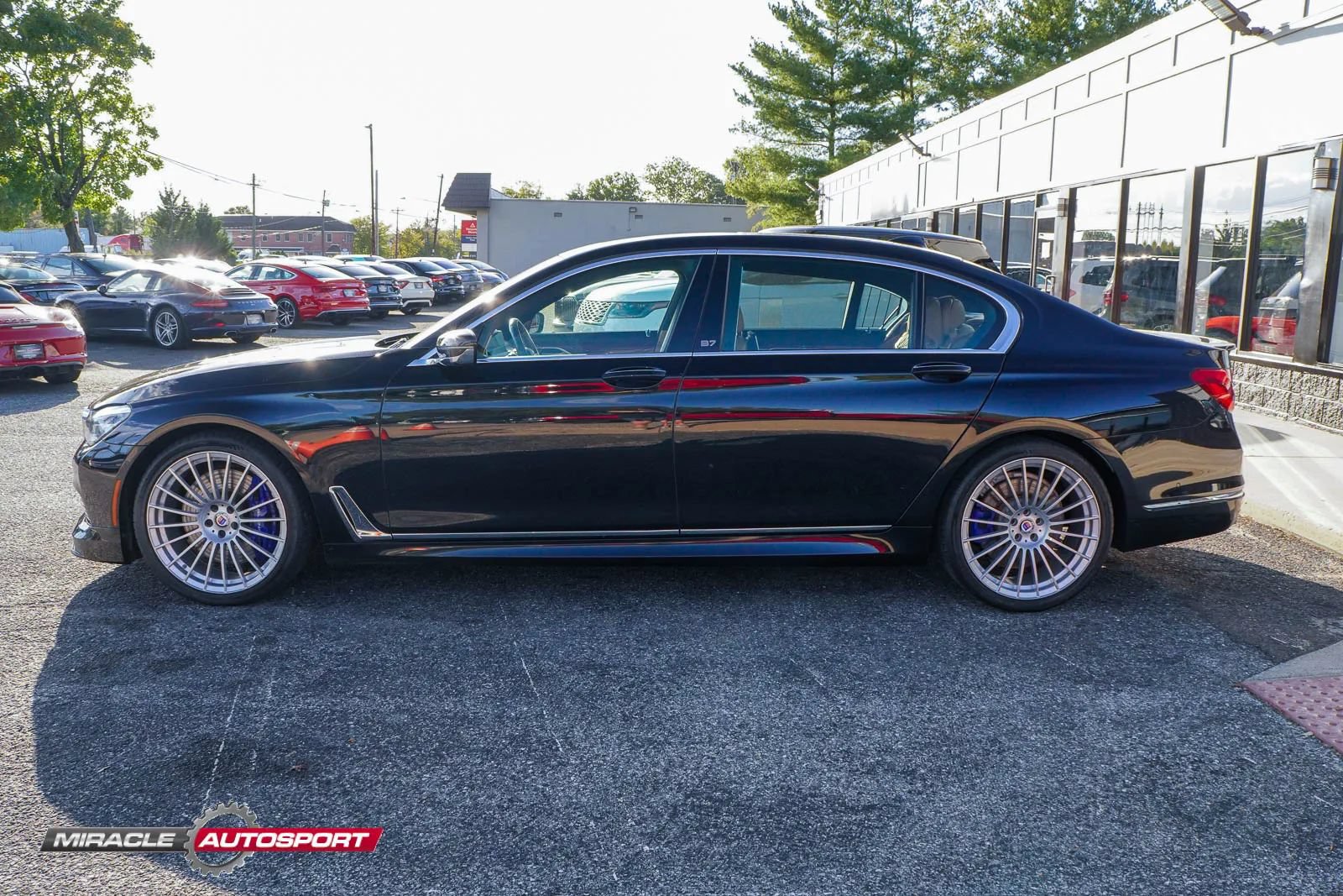Used 2019 BMW ALPINA B7 xDrive w/ Luxury Rear Seating Package AWD/4WD image 4
