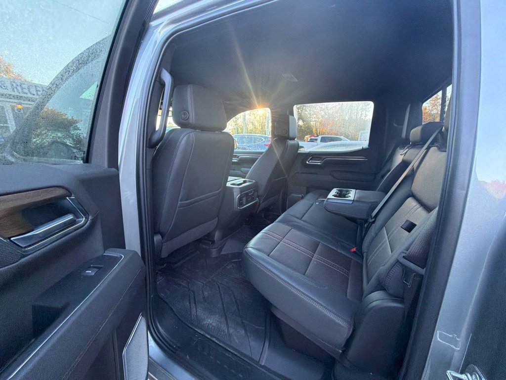 Used 2026 Chevrolet Silverado 1500 High Country w/ High Country Premium Package AWD/4WD image 14