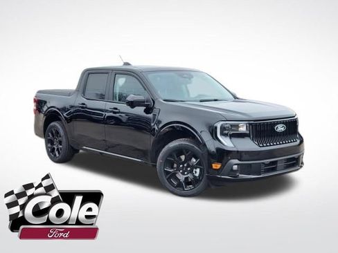 New 2025 Ford Maverick Lobo image 1