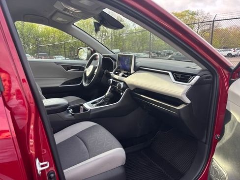 Used 2024 Toyota RAV4 XLE image 8