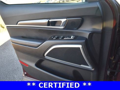 Certified 2022 Kia Telluride LX image 31