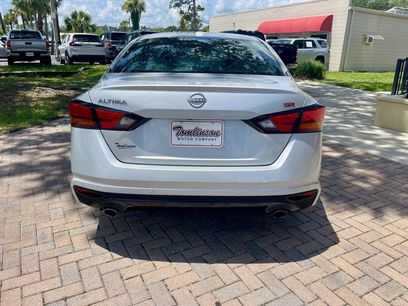 Used 2023 Nissan Altima 2.5 SR