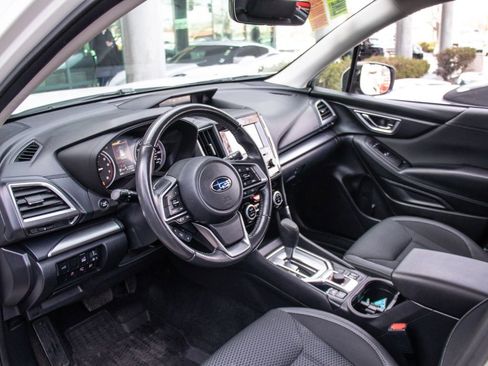 Used 2019 Subaru Forester Premium image 11