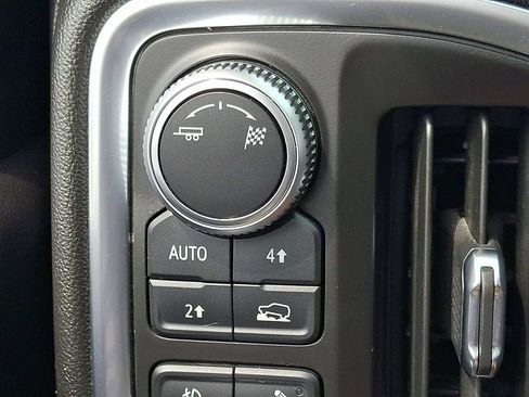 Used 2019 GMC Sierra 1500 SLT w/ SLT Premium Plus Package AWD/4WD image 24