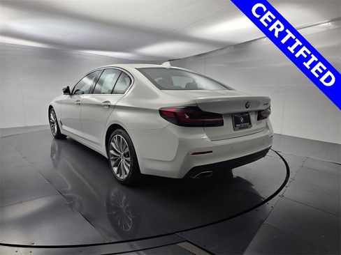 Certified 2023 BMW 530i w/ Convenience Package image 10
