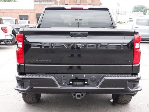 Used 2024 Chevrolet Silverado 1500 Custom AWD/4WD image 8