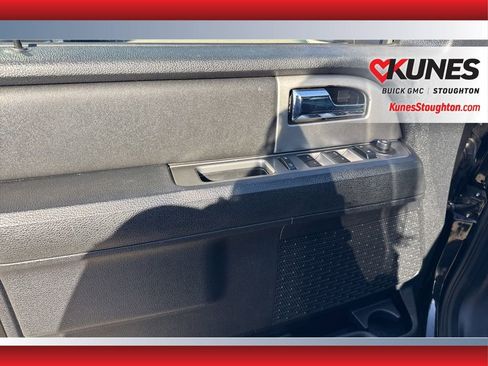 Used 2017 Ford Expedition EL XLT w/ Equipment Group 201A image 17