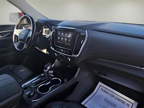 Used 2021 Chevrolet Traverse LT w/ LPO, Cargo Package AWD/4WD image 28