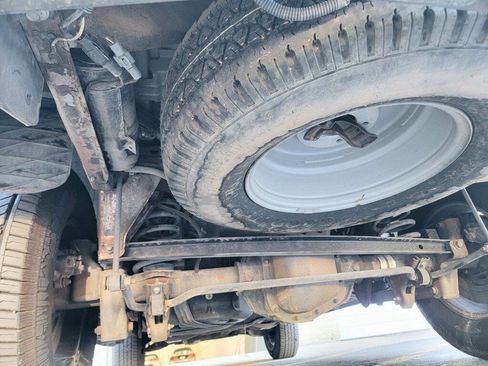 Used 1998 Ford Expedition 4WD image 9