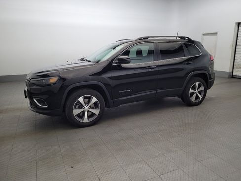 Used 2022 Jeep Cherokee Limited image 2