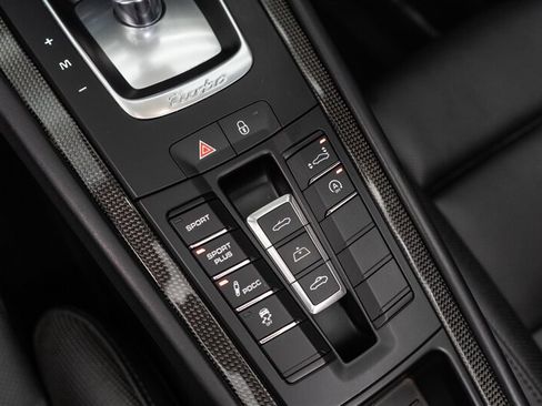Used 2015 Porsche 911 Turbo S AWD/4WD image 93