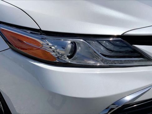 Used 2022 Toyota Camry XLE FWD image 27