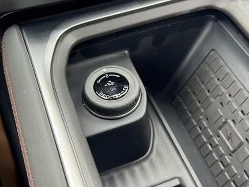 New 2025 Ford Expedition Max Active image 17